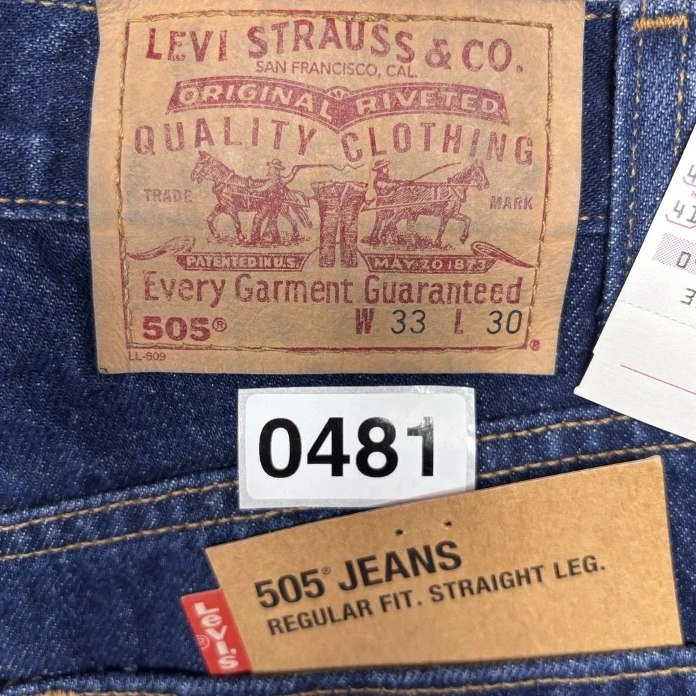 Vintage Levi's 505 Jeans Men's 33x30 Blue Dark Denim Cotton Regular Straight Y2K